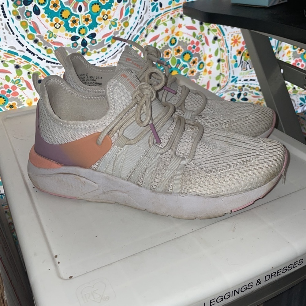 7 Fabletics Avalon Z white orange purple tennis shoe
